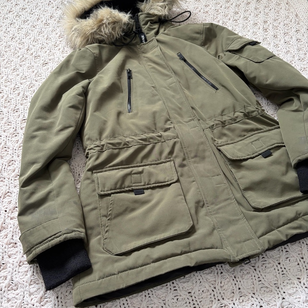 Garage Women’s Winter Coat - Army Green with Faux Fur Hood - Size Small - Picture 4 of 16